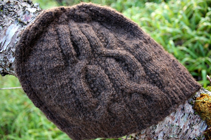 reminisce-hat-in-black-isle-yarns-dk